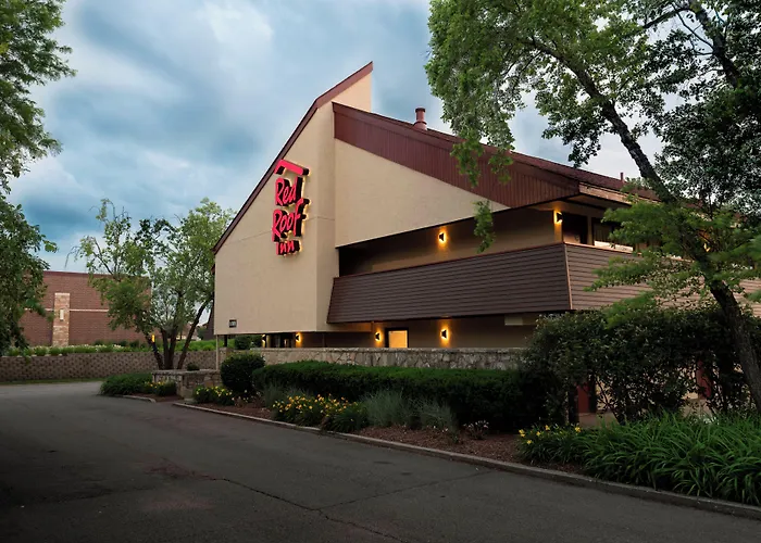 Мотель Red Roof East - Casino District 2*