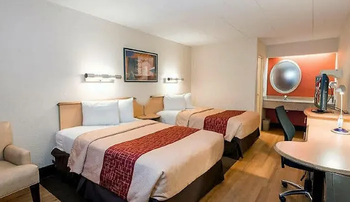 Red Roof East - Casino District Motel 2*